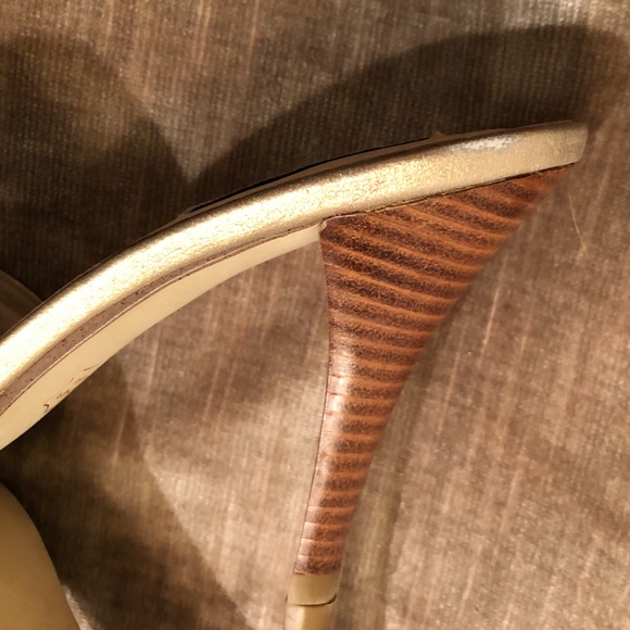 Steve Madden Mystie Gold Leather Slide Sandals - Picture 12 of 13